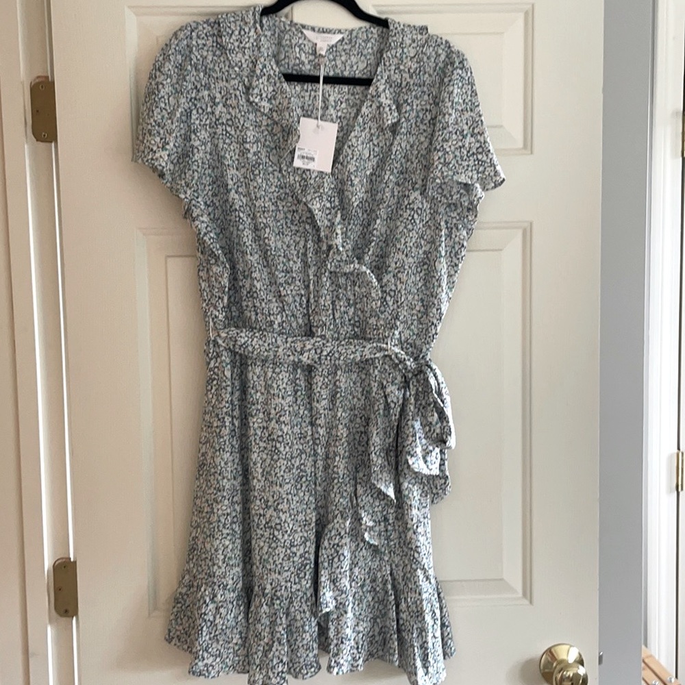 NWT, XL LC floral ruffled dress with side tie.